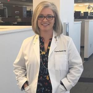 Meet your Posher, Suzanne